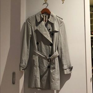 Authentic Burberrys Grey Plaid Trench Coat